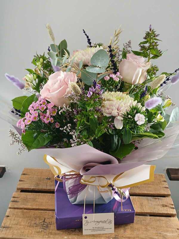 Flowers delivered to customer