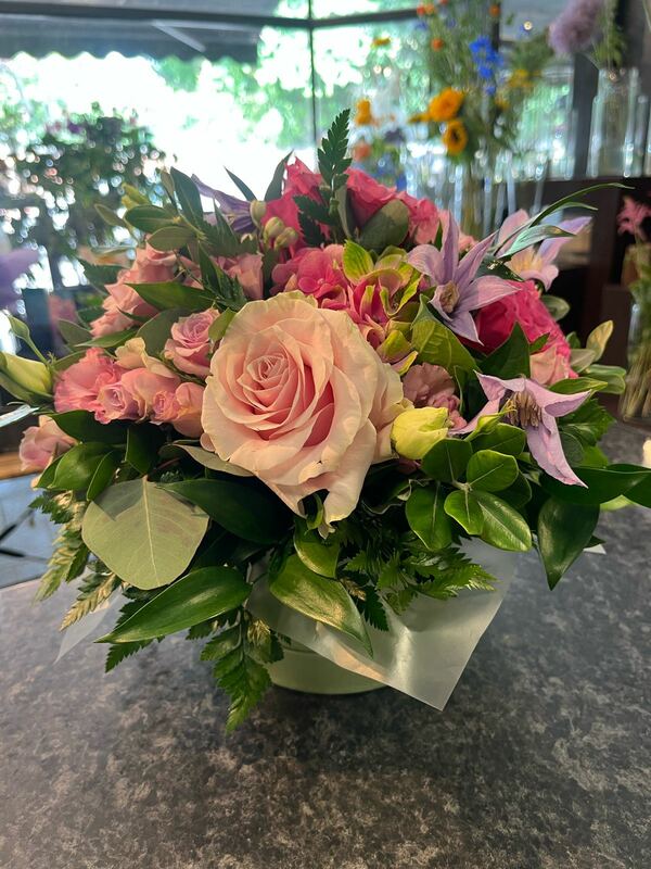 Flowers delivered to customer