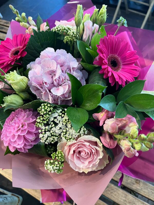 Flowers delivered to customer