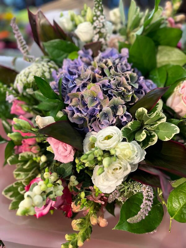 Flowers delivered to customer