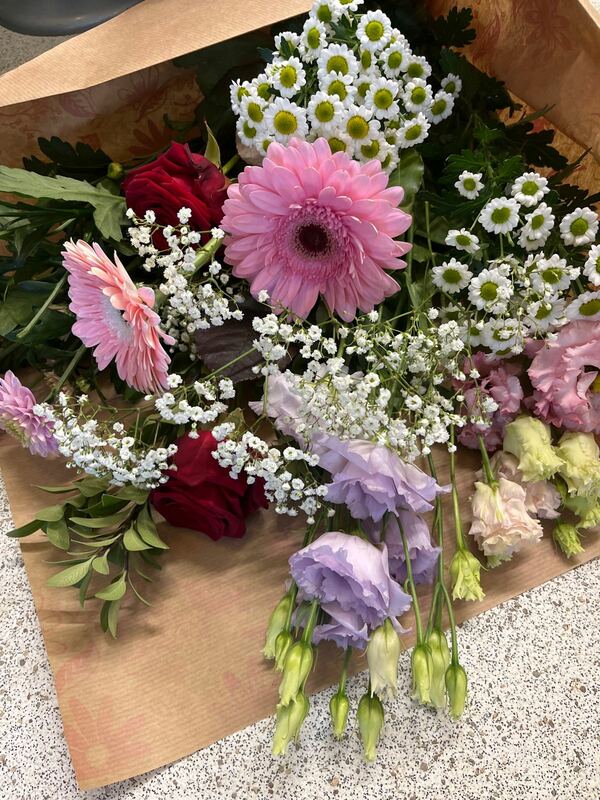 Flowers delivered to customer