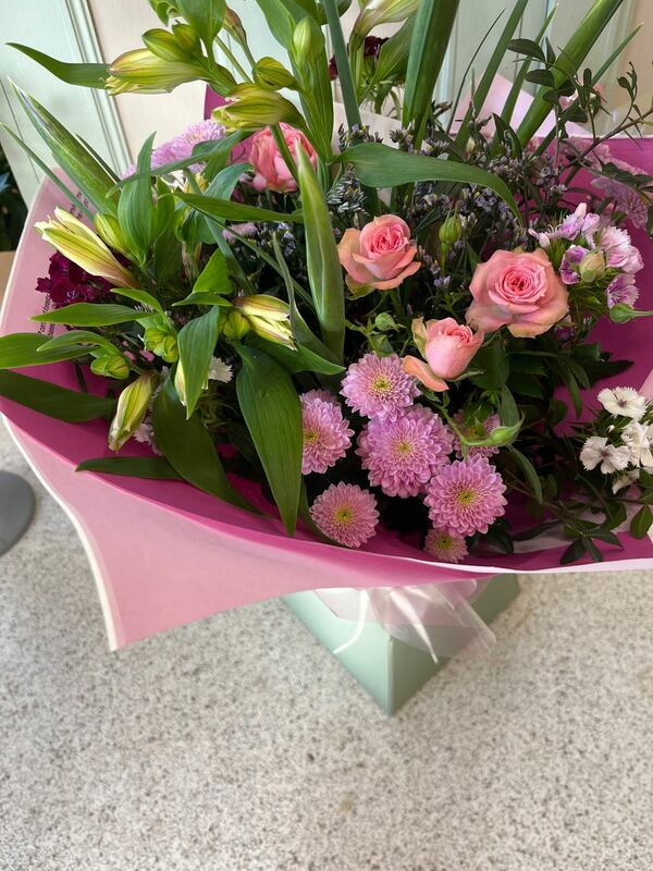 Flowers delivered to customer
