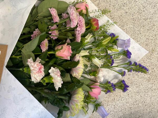 Flowers delivered to customer