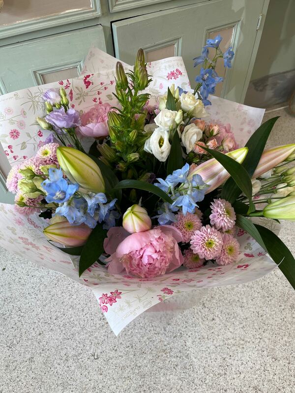 Flowers delivered to customer