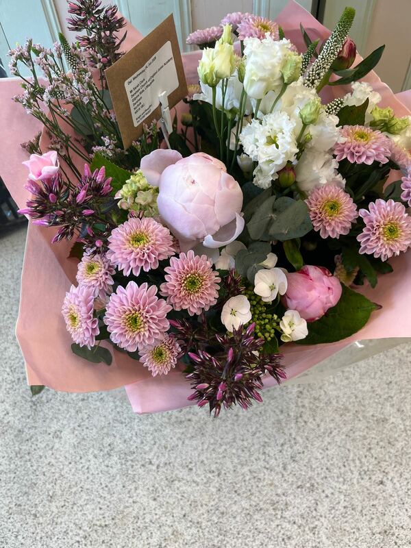 Flowers delivered to customer