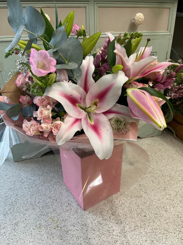 Flowers delivered to customer