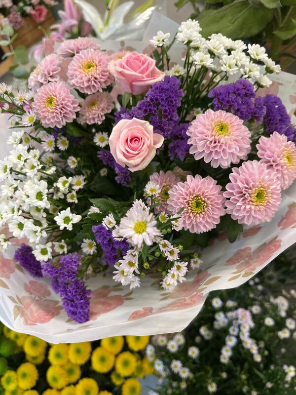Flowers delivered to customer