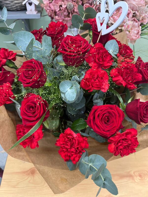 Flowers delivered to customer