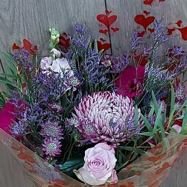 Flowers delivered to customer