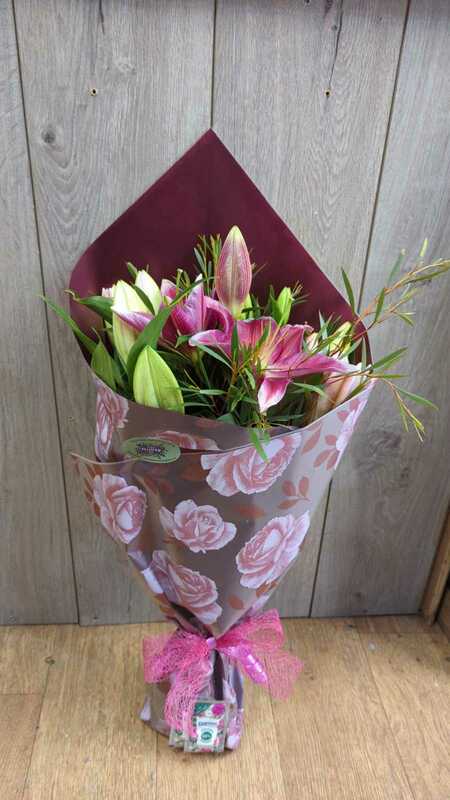 Flowers delivered to customer