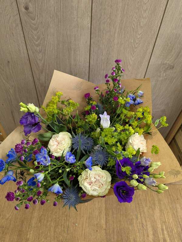 Flowers delivered to customer