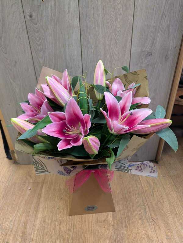 Flowers delivered to customer