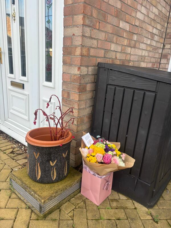Flowers delivered to customer