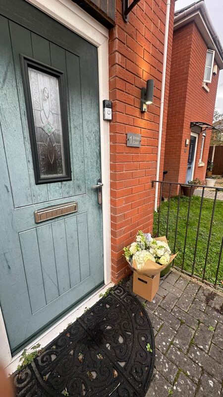 Flowers delivered to customer