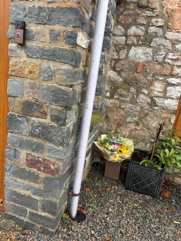 Flowers delivered to customer