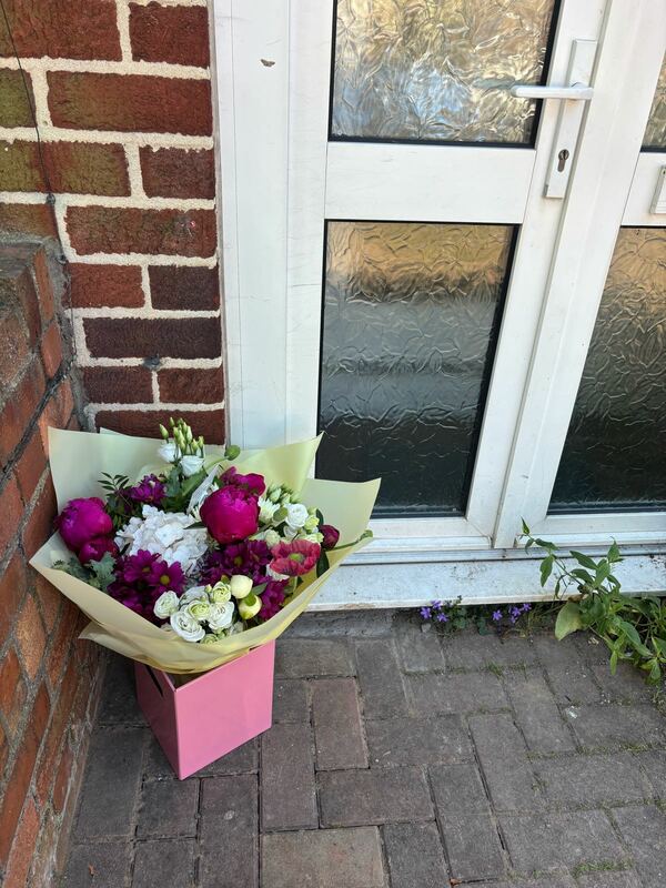 Flowers delivered to customer