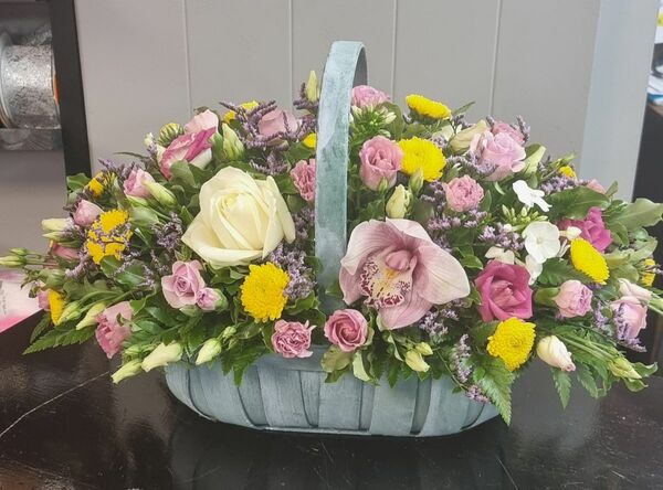 Flowers delivered to customer