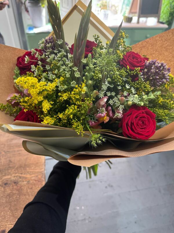 Flowers delivered to customer
