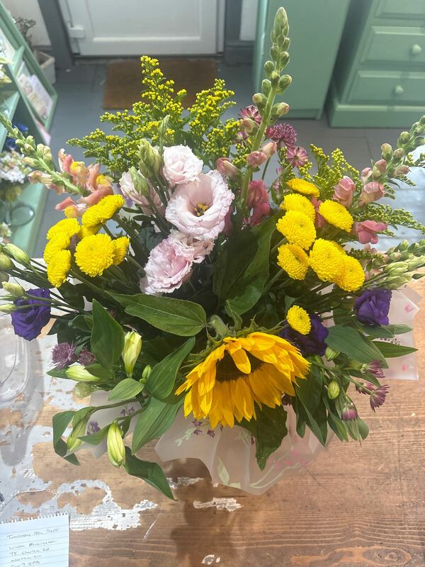 Flowers delivered to customer