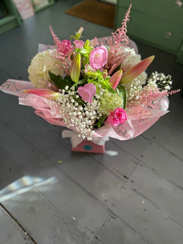 Flowers delivered to customer