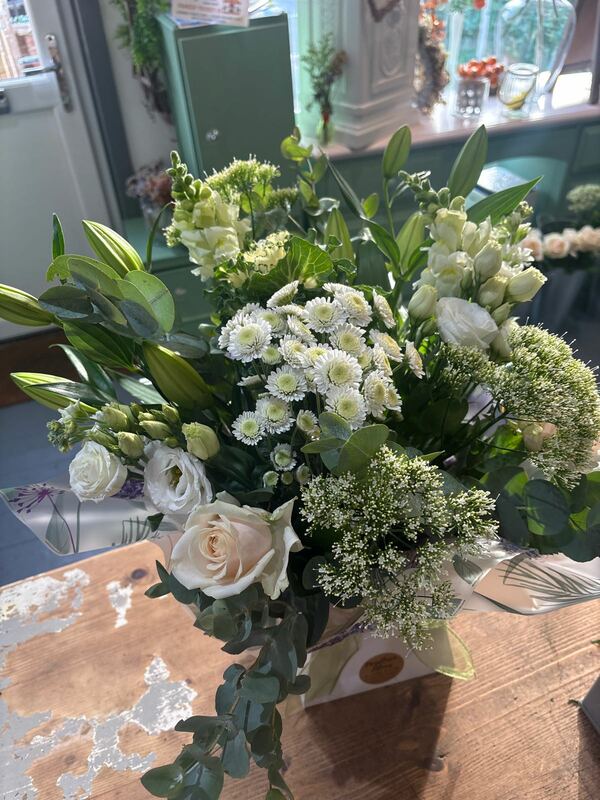 Flowers delivered to customer
