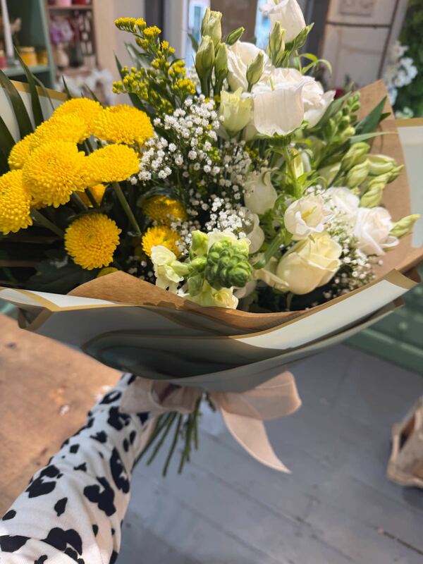 Flowers delivered to customer