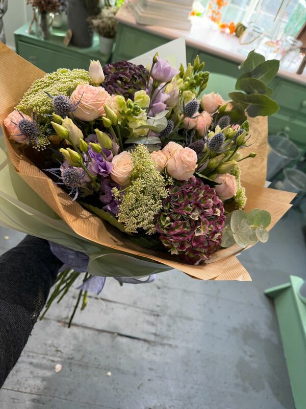 Flowers delivered to customer