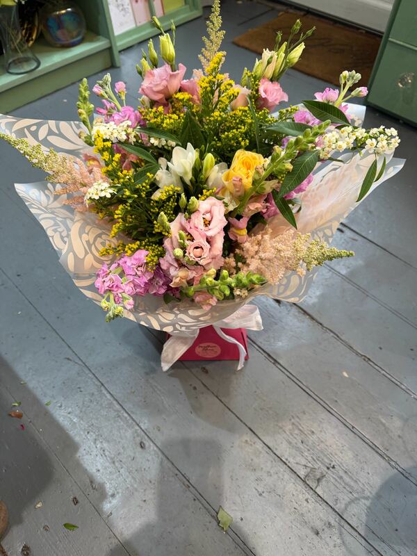 Flowers delivered to customer