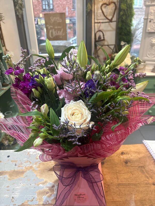 Flowers delivered to customer