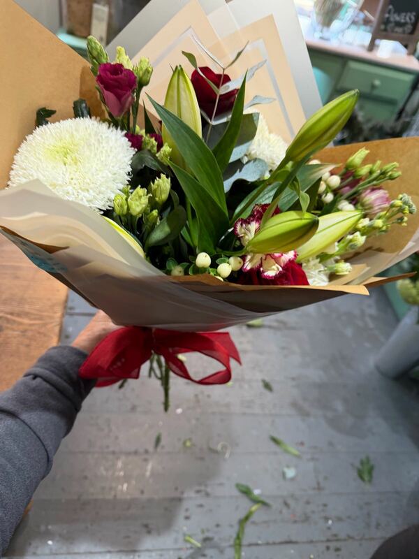Flowers delivered to customer