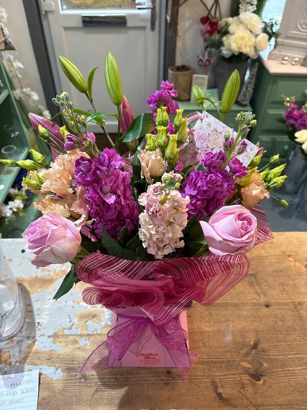 Flowers delivered to customer