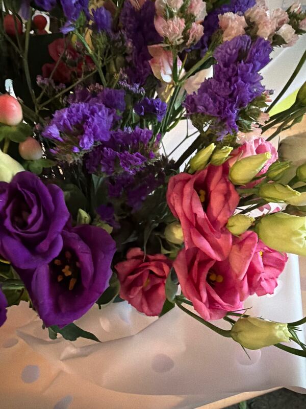 Flowers delivered to customer