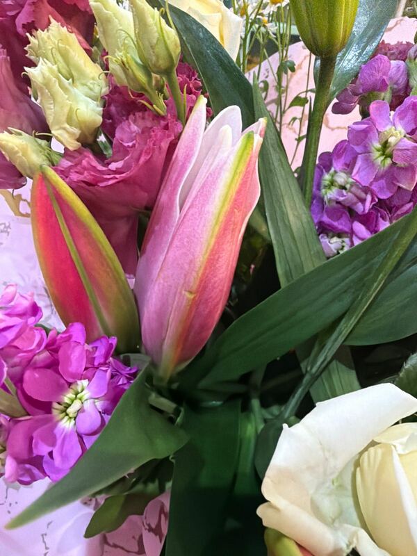 Flowers delivered to customer