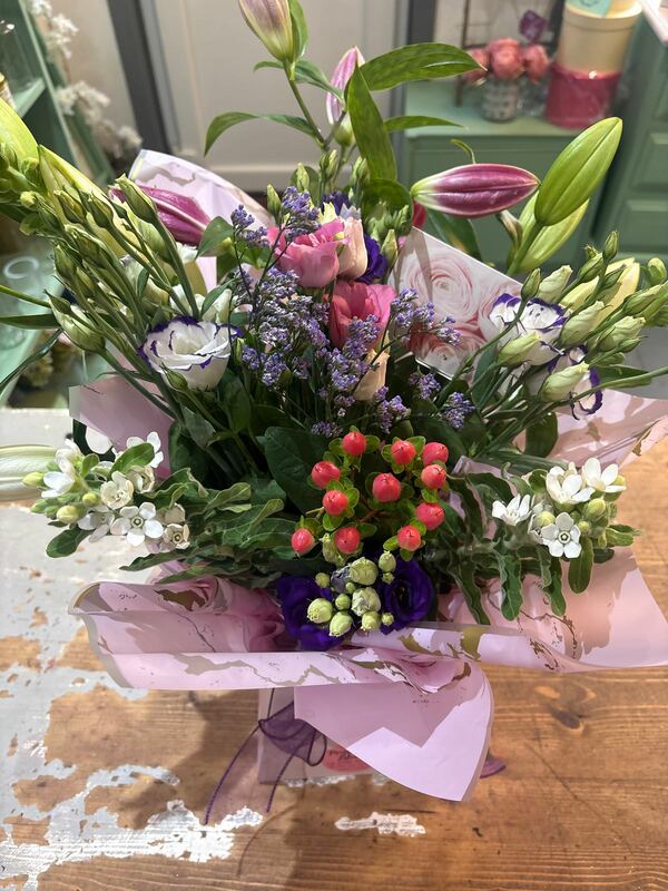 Flowers delivered to customer