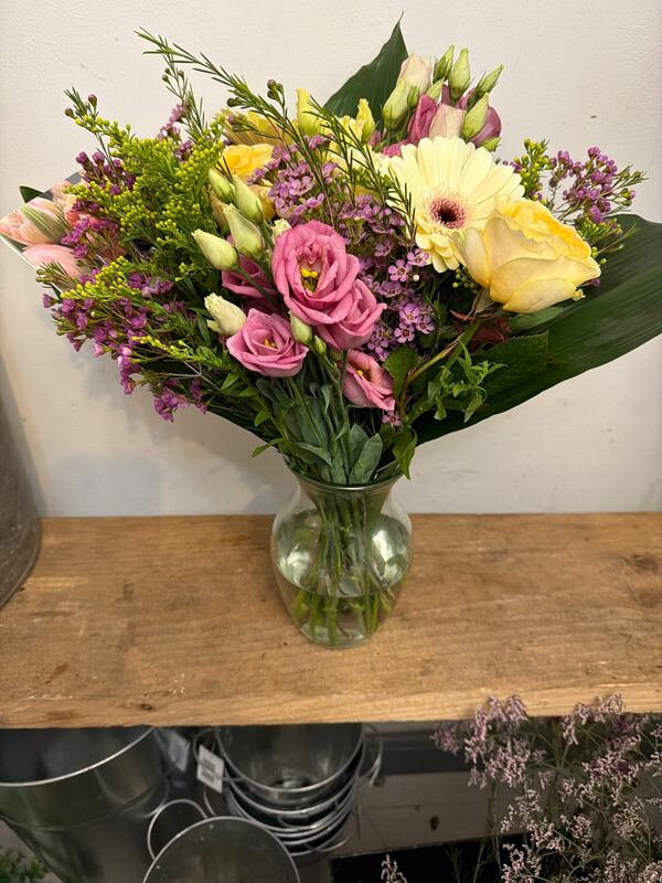 Flowers delivered to customer
