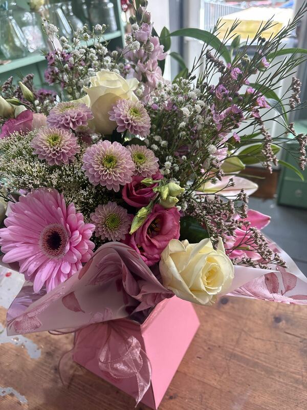 Flowers delivered to customer