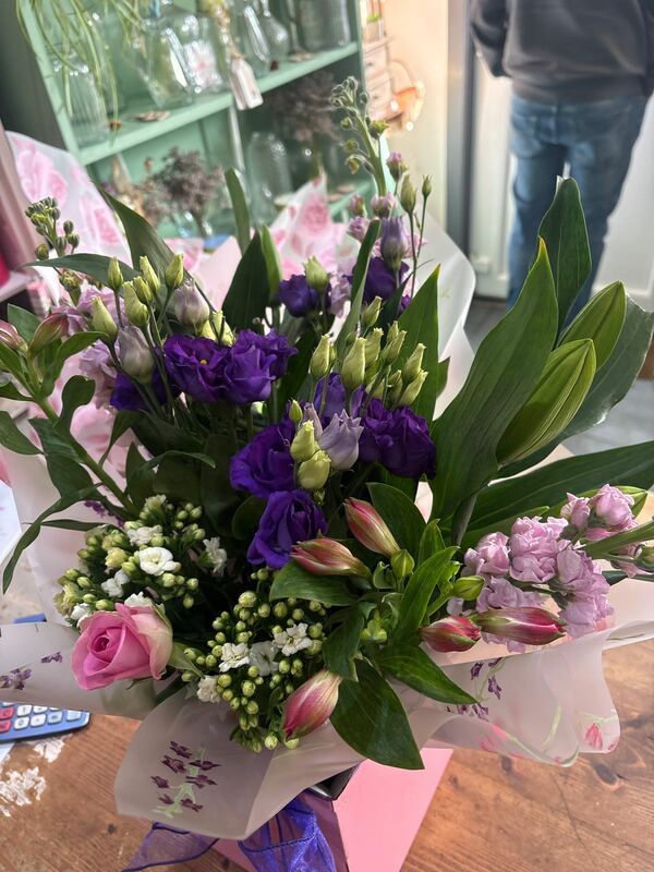 Flowers delivered to customer