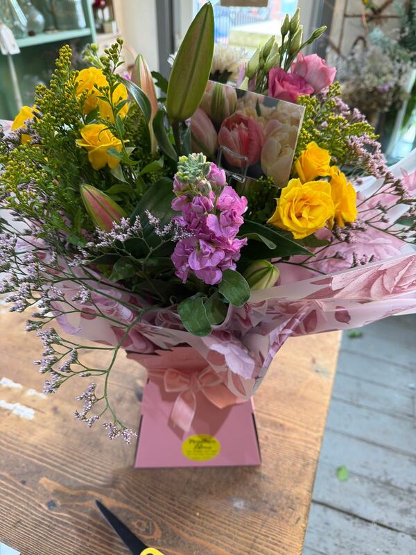 Flowers delivered to customer