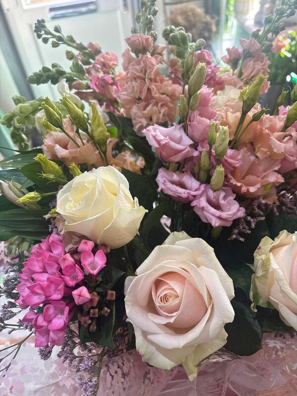 Flowers delivered to customer