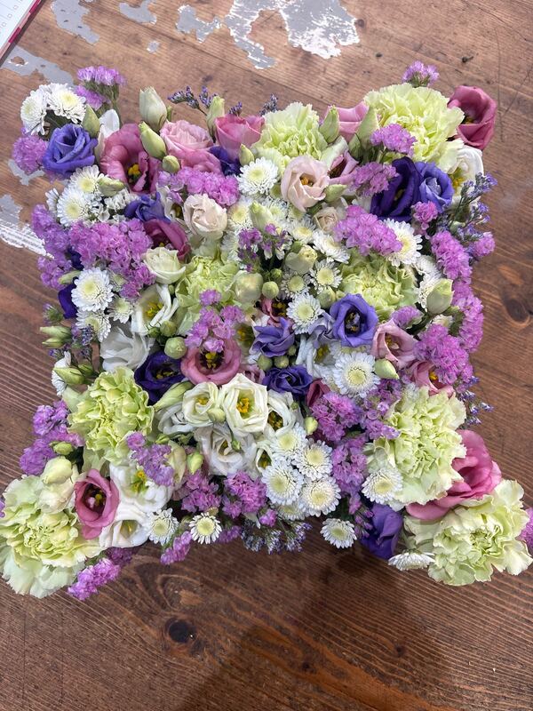 Flowers delivered to customer