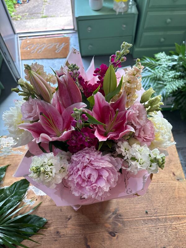Flowers delivered to customer