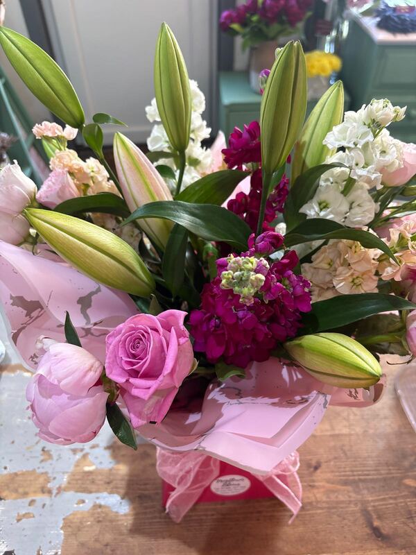 Flowers delivered to customer