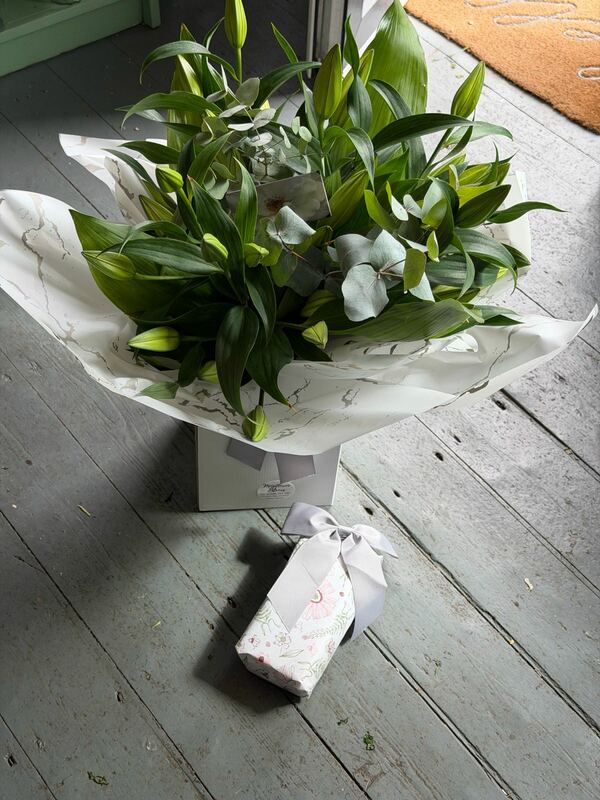 Flowers delivered to customer