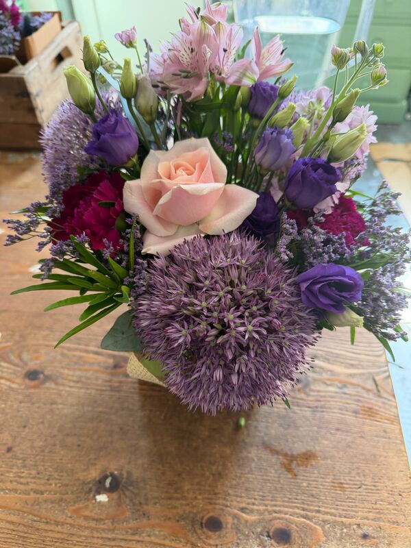 Flowers delivered to customer