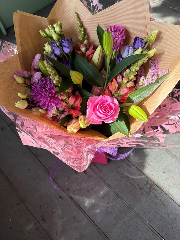 Flowers delivered to customer