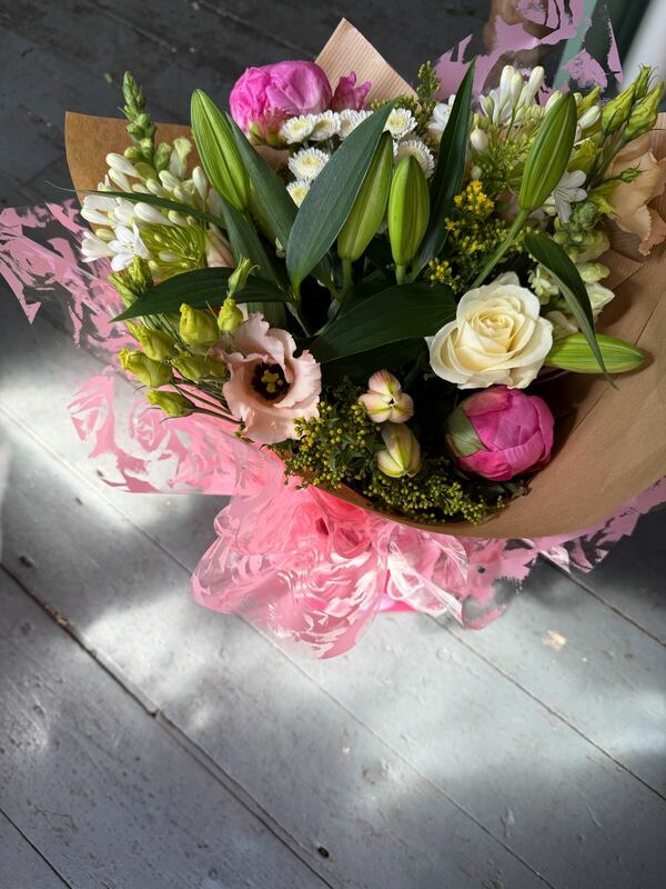 Flowers delivered to customer