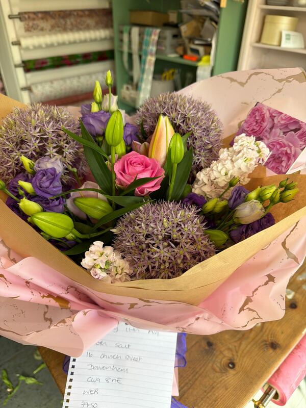 Flowers delivered to customer