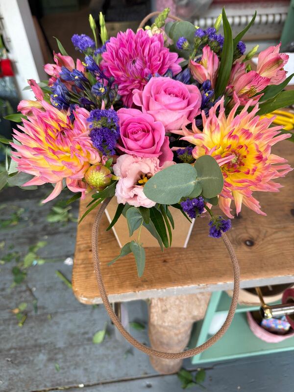 Flowers delivered to customer