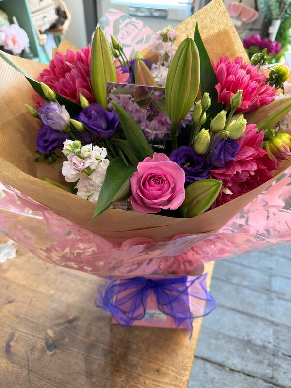 Flowers delivered to customer