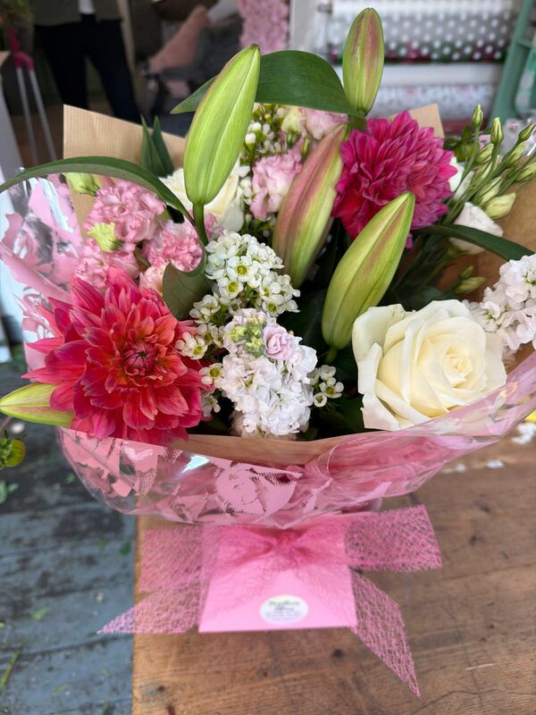 Flowers delivered to customer